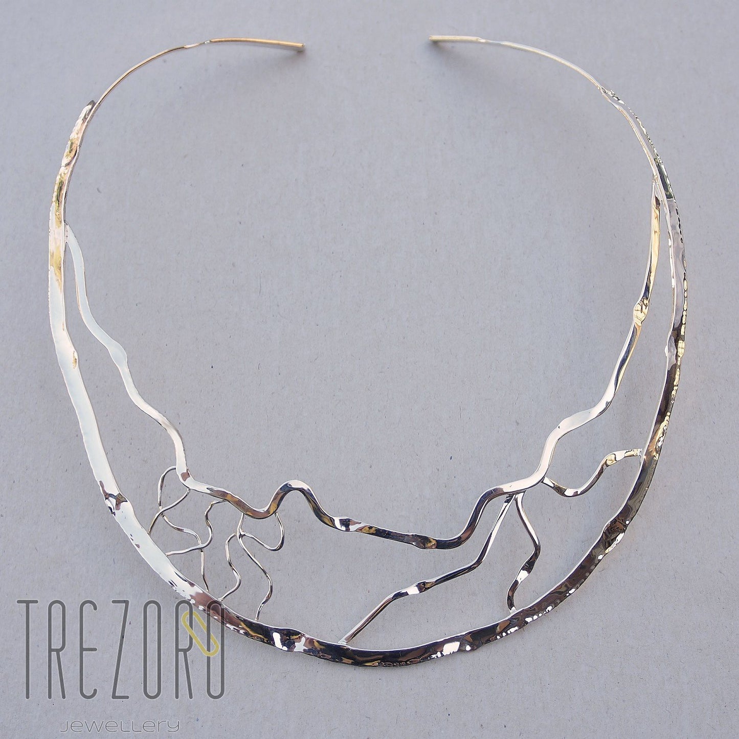 Curved Lines Necklace - Trezoro Jewellery - 1