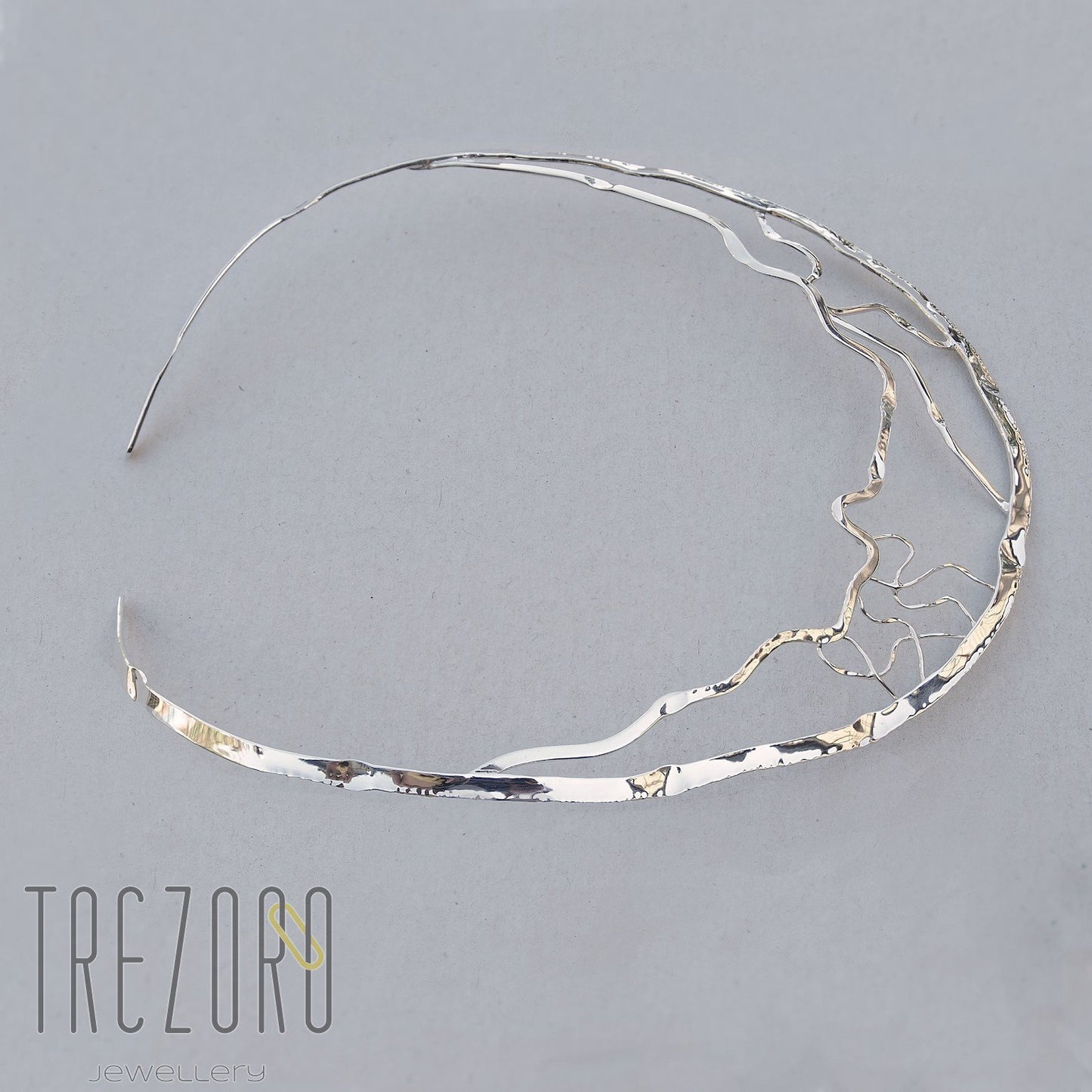 Curved Lines Necklace - Trezoro Jewellery - 2